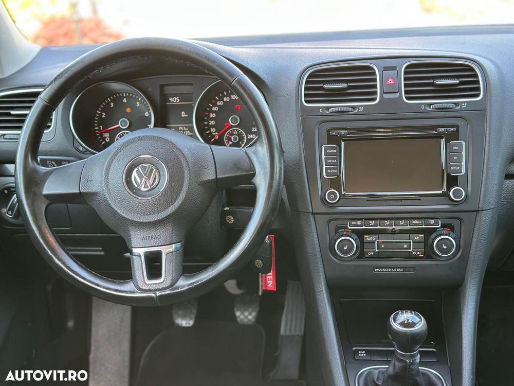 Volkswagen Golf 1.6 Team - 9