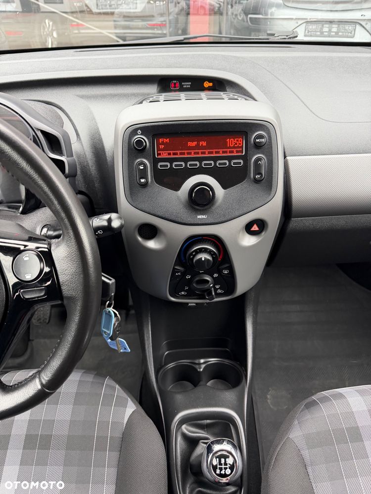 Peugeot 108 VTI 72 Style - 22