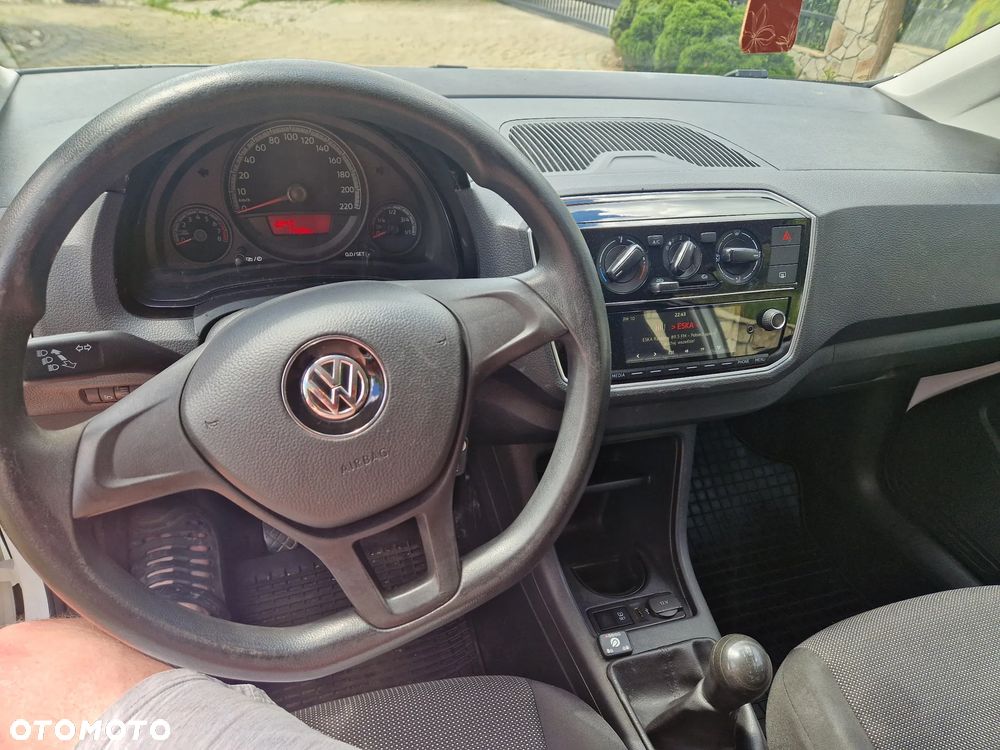Volkswagen up! 1.0 move - 10