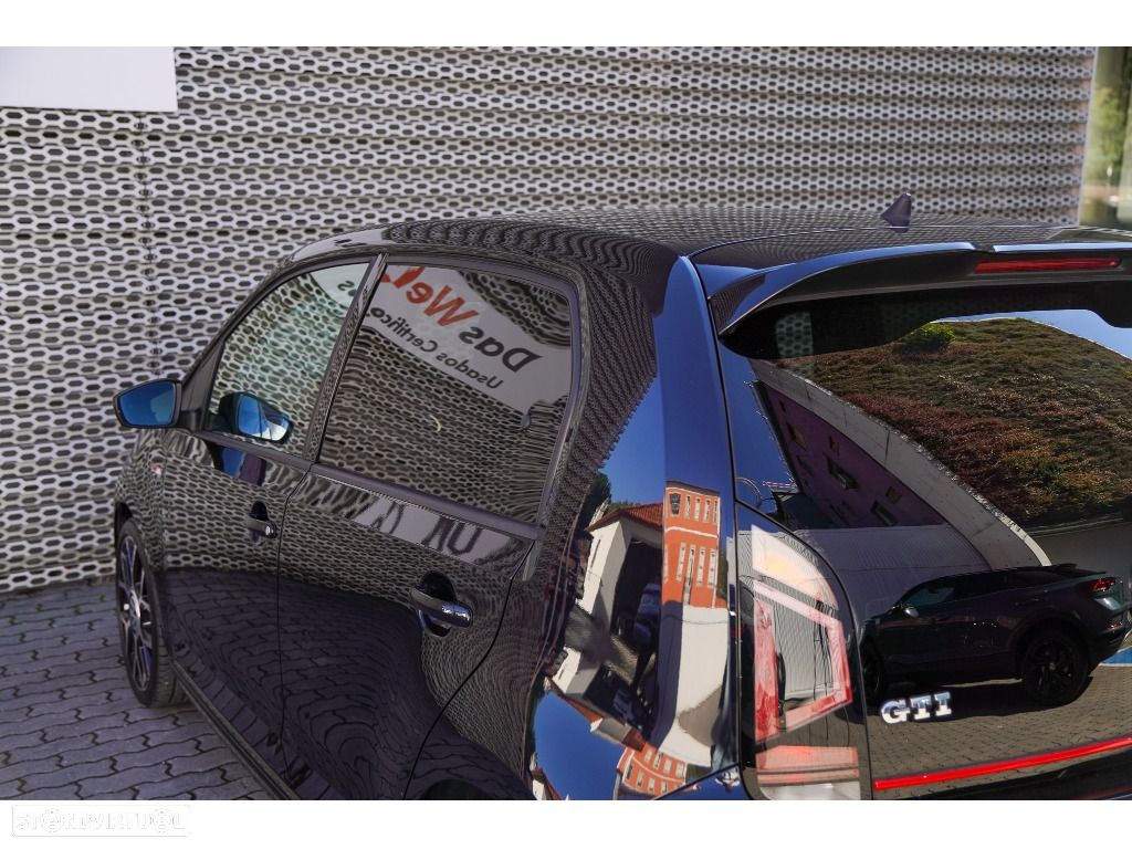 VW Up! - 12