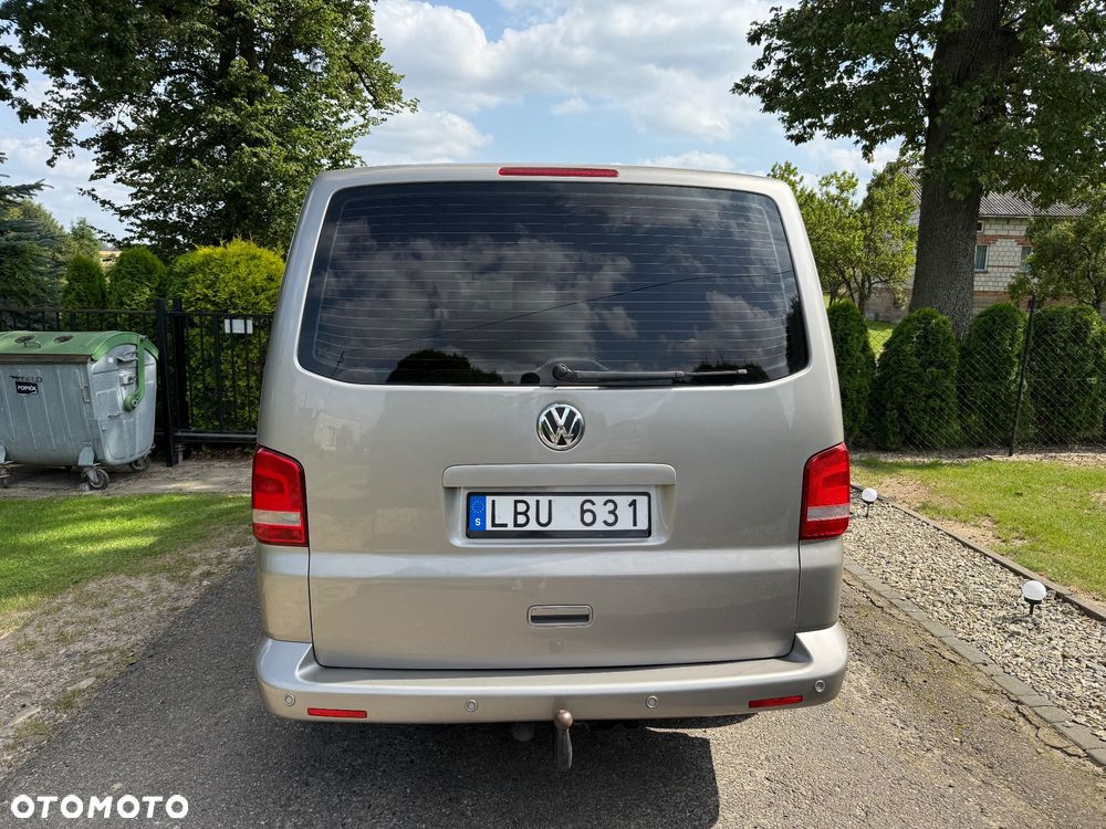 Volkswagen Caravelle - 5