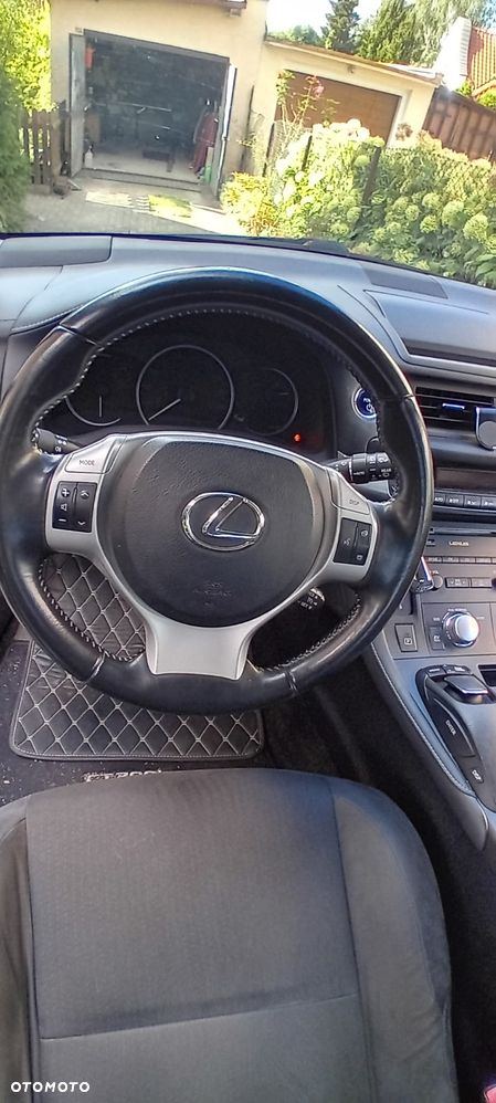 Lexus CT Executive Line - 17