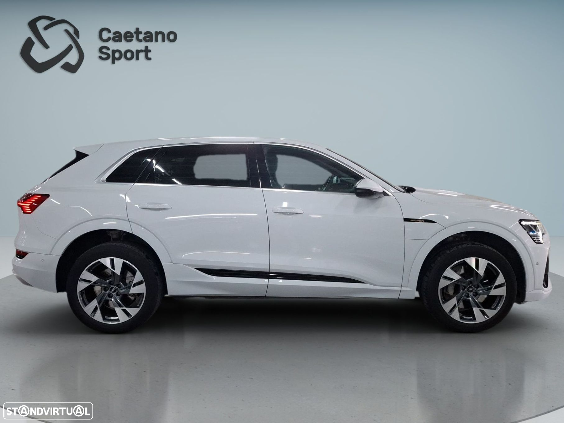 Audi e-tron 55 quattro S line - 9