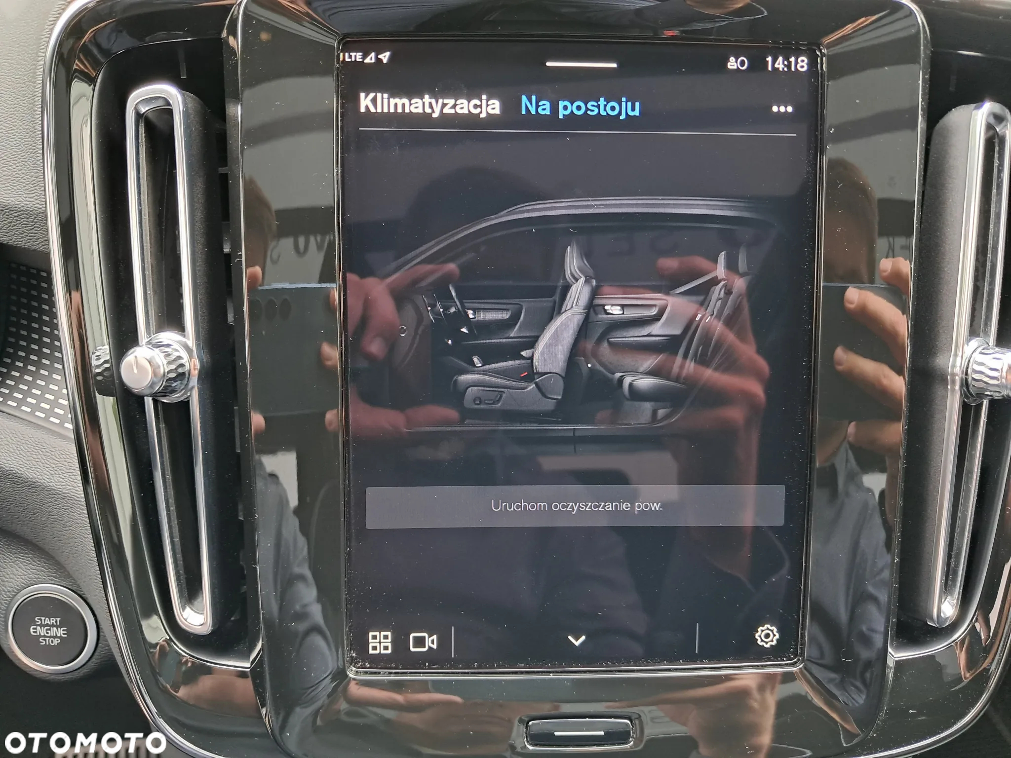 Volvo XC 40 B3 Plus Dark - 31
