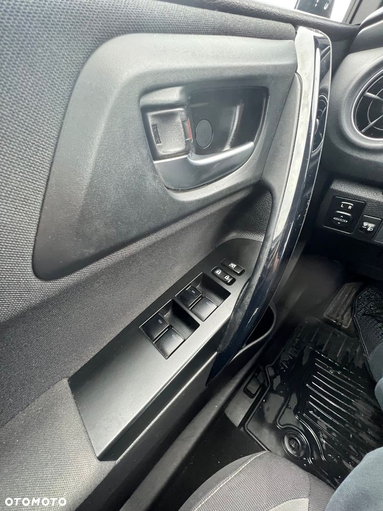 Toyota Auris 1.33 VVT-i Comfort - 17