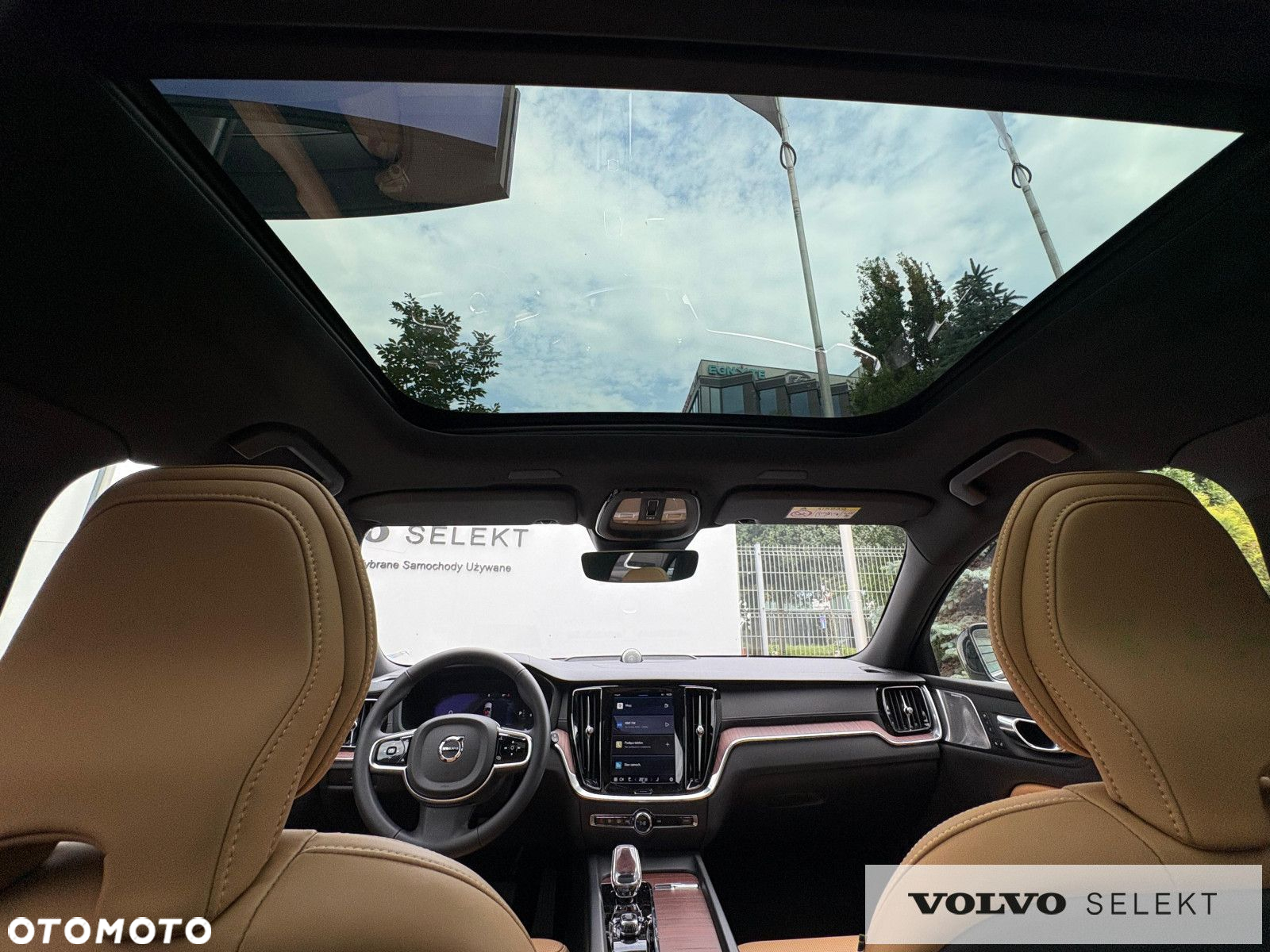 Volvo V60 Cross Country - 32
