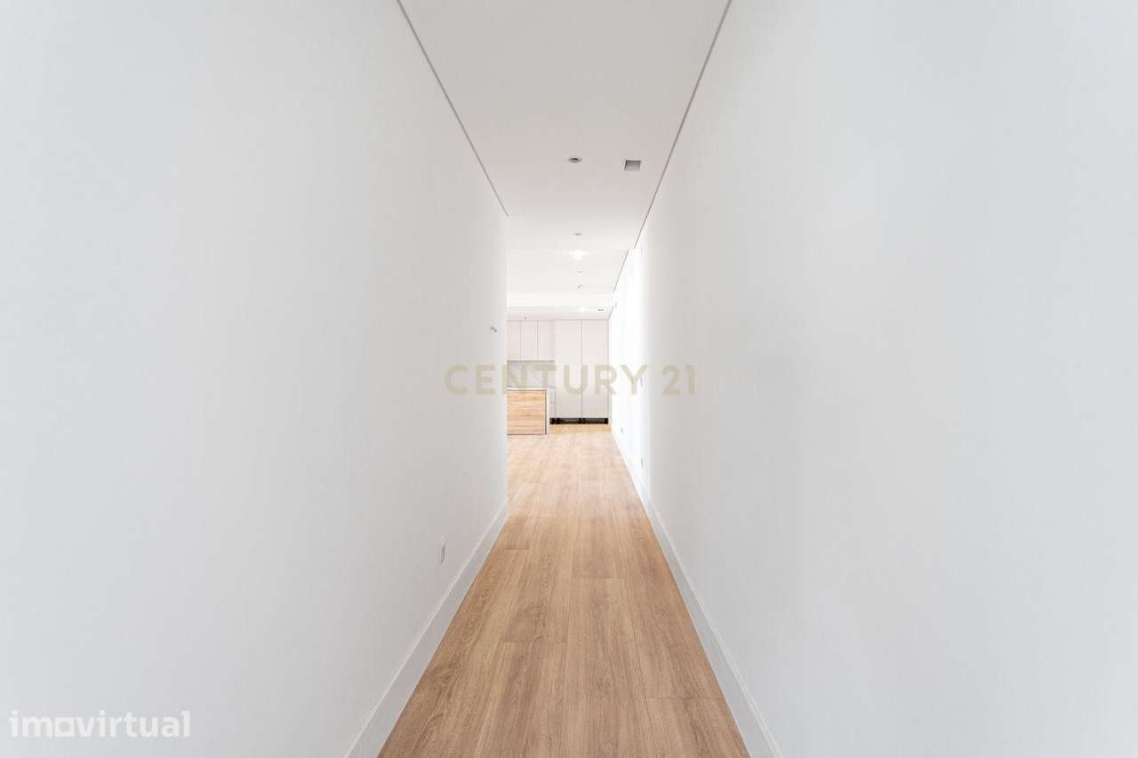 Moradia T4 Térrea de Luxo no Condomínio Privado “HANJOS VILLAGE” – Olh - Grande imagem: 3/33