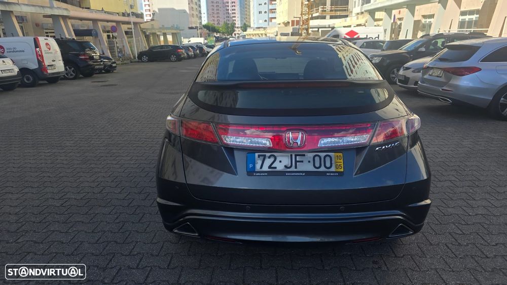 Honda Civic 1.4 i-VTEC Comfort - 8