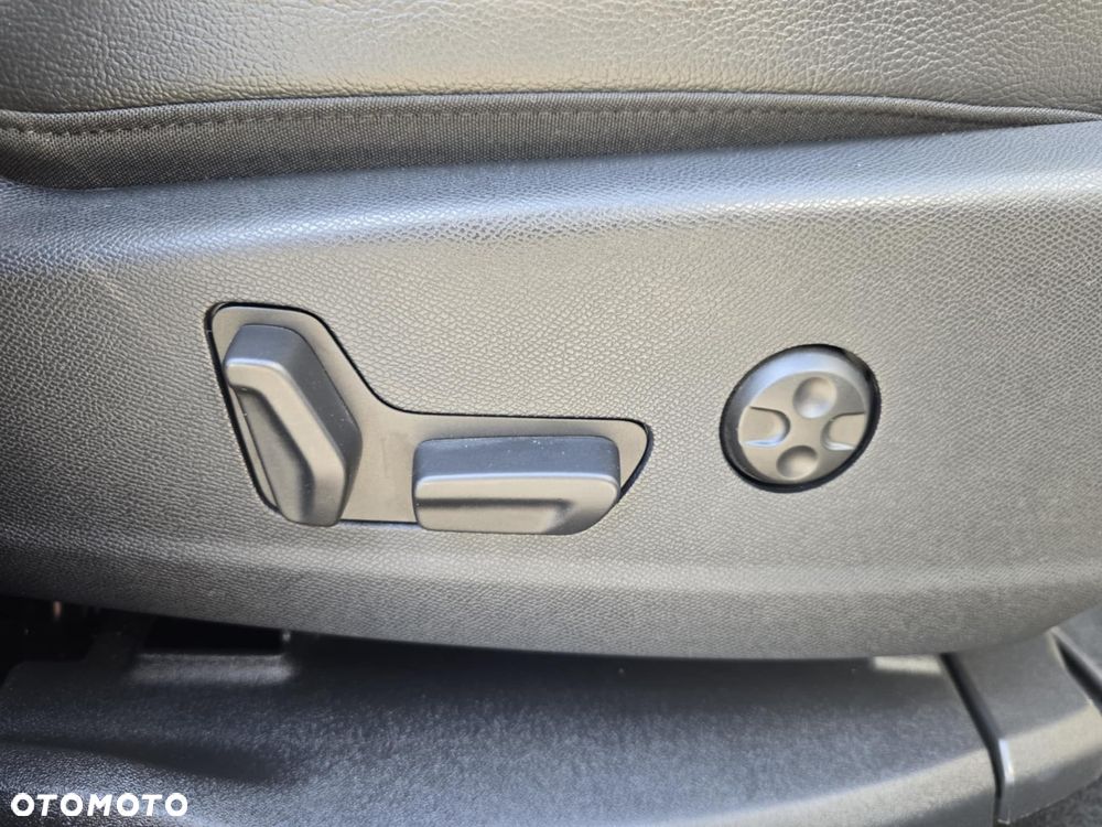 DS Automobiles DS 7 Crossback - 26