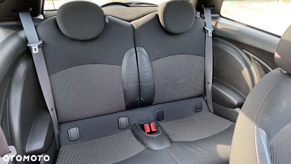 MINI John Cooper Works - 19