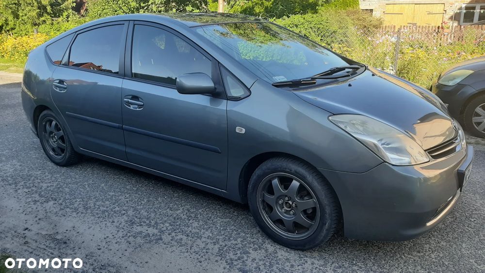 Toyota Prius 1.5 VVT-i Sol - 5