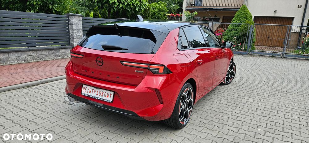 Opel Astra 1.6 T Plug-in Hybrid GS - 10