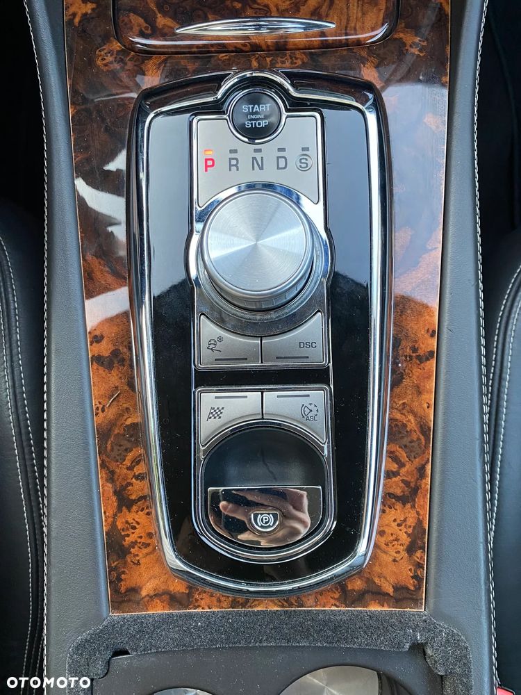 Jaguar XK 5.0 Coupe Portfolio - 18