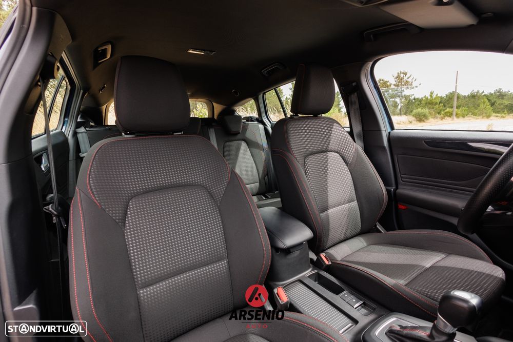 Ford Focus SW 1.0 EcoBoost Hybrid Aut. ST-LINE - 39
