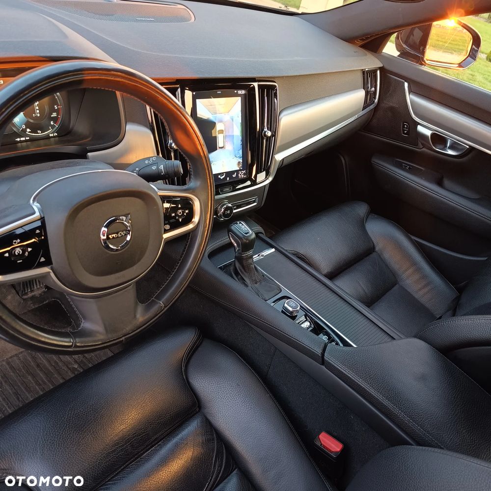Volvo V90 D4 Geartronic Momentum Pro - 13