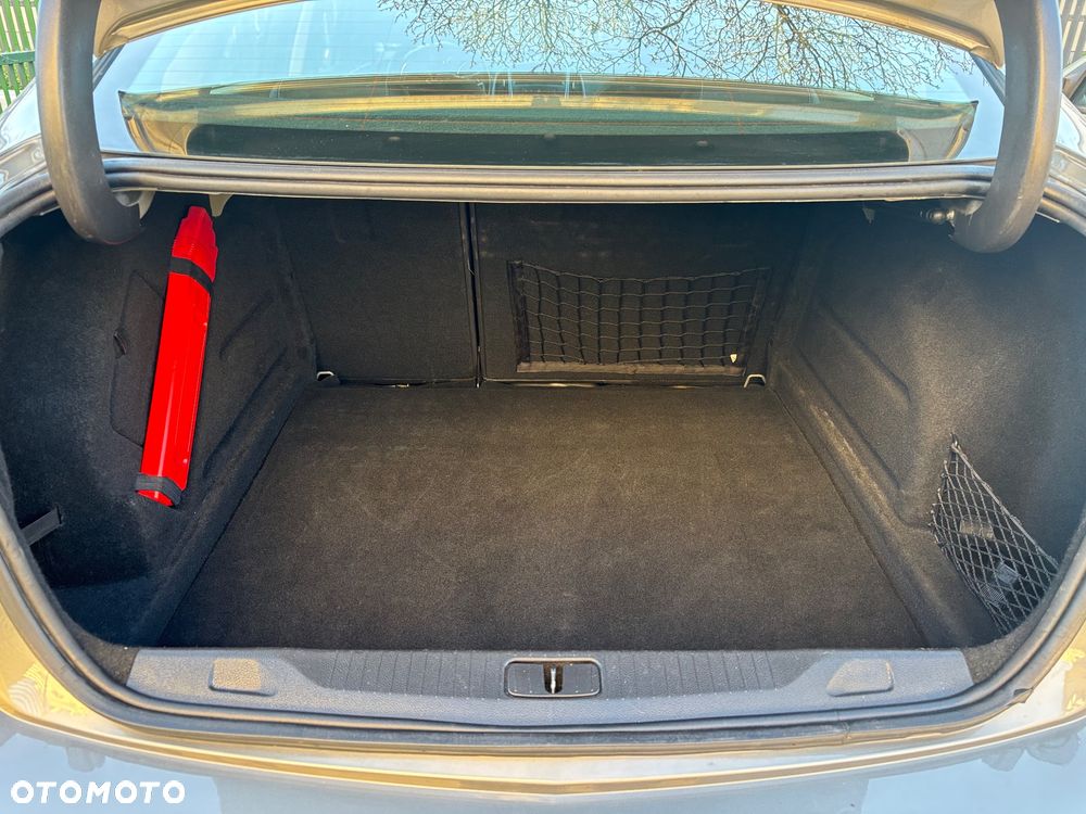 Opel Astra 1.6 EU6 - 15