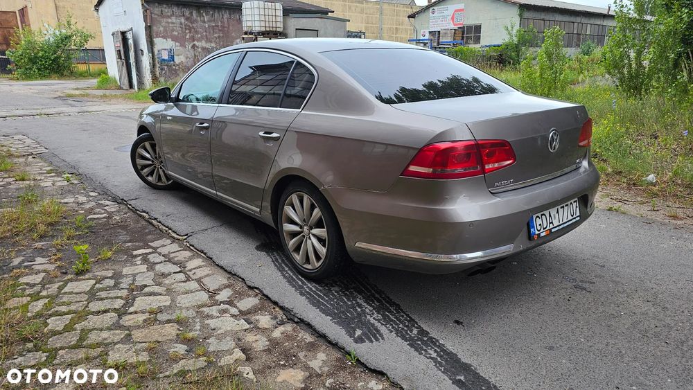 Volkswagen Passat 2.0 TDI DPF Comfortline DSG - 4