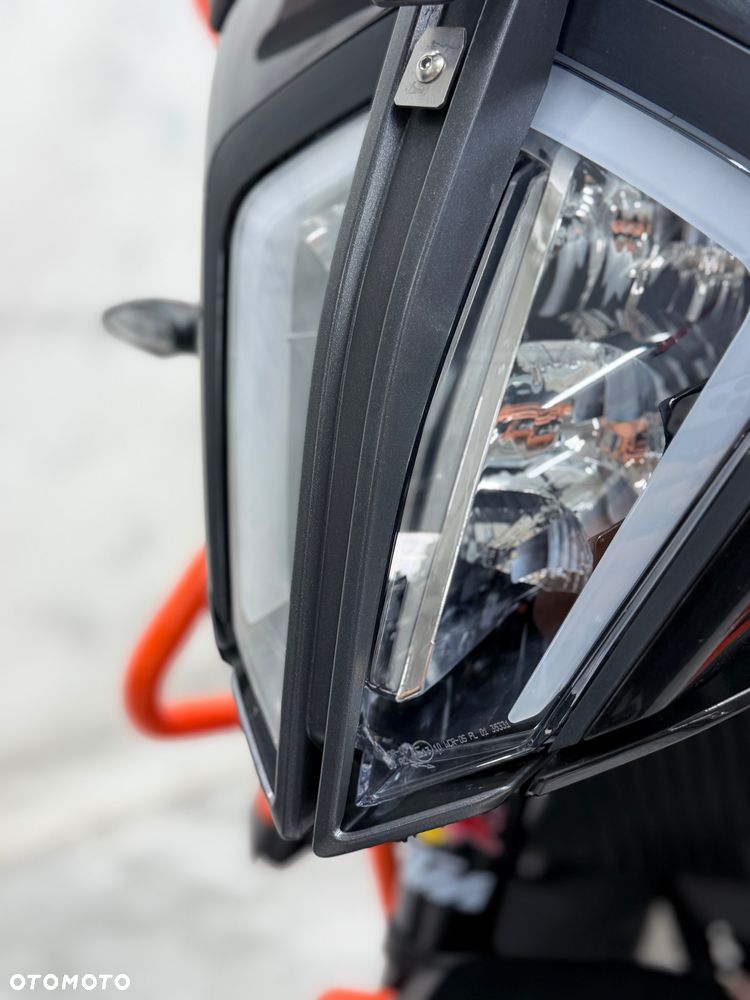 KTM Adventure 790 - 32