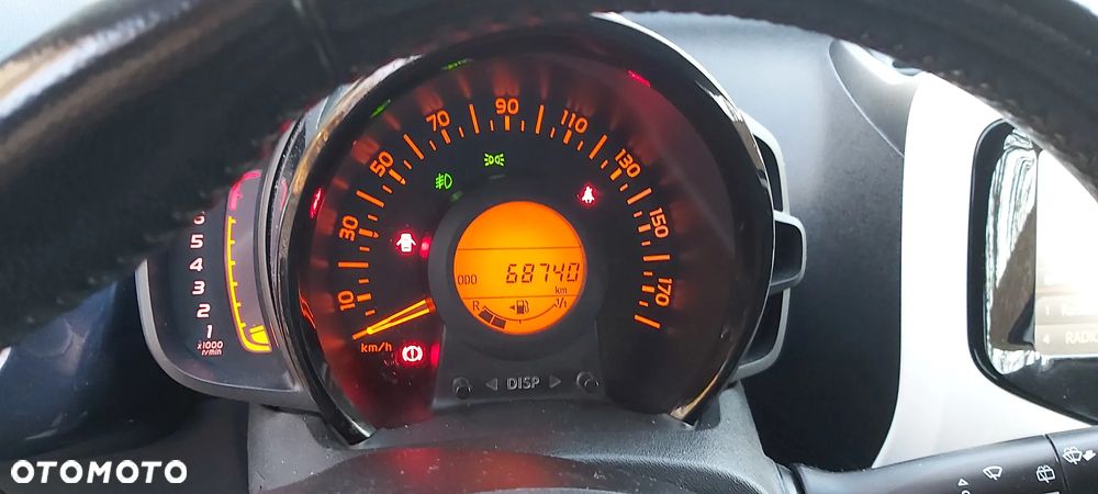 Peugeot 108 PureTech 82 Top Roland Garros - 12