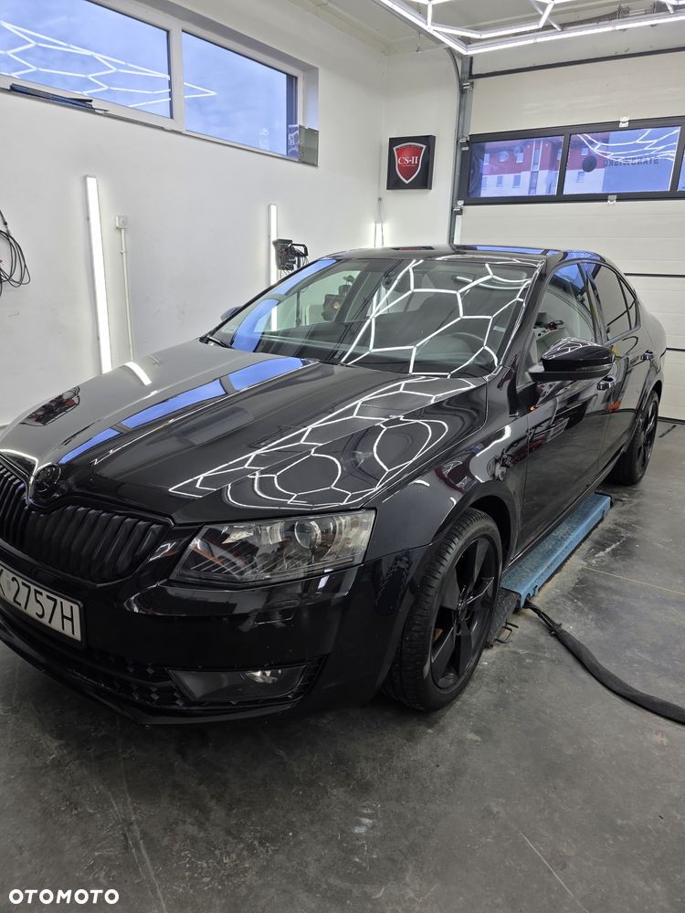 Skoda Octavia 1.4 TSI Elegance DSG - 5