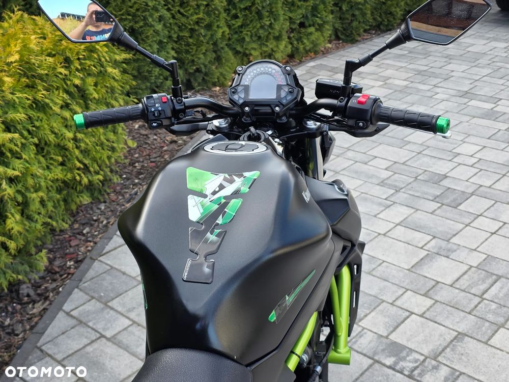 Kawasaki Z 650 - 15