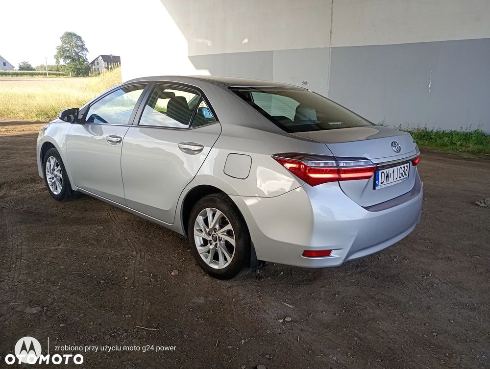 Toyota Corolla 1.6 Comfort - 3