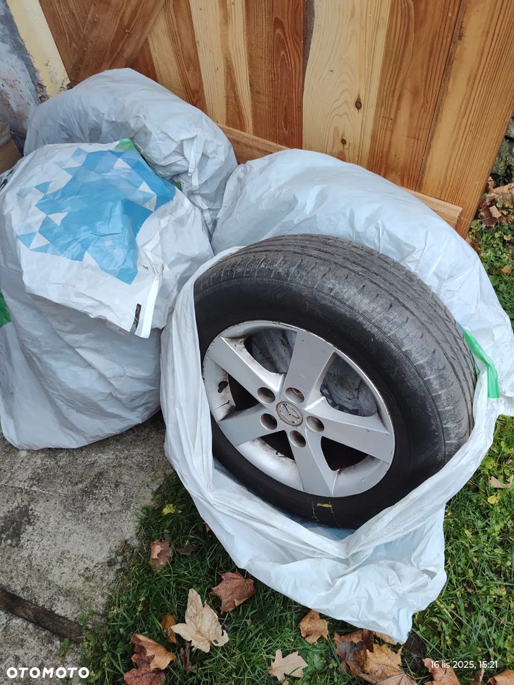 Mazda 3 1.6 16V Exclusive - 13