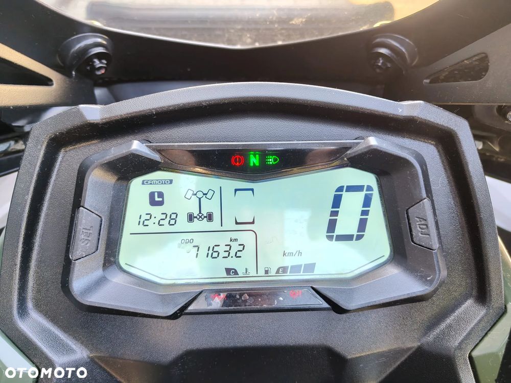 CFMoto CForce - 12