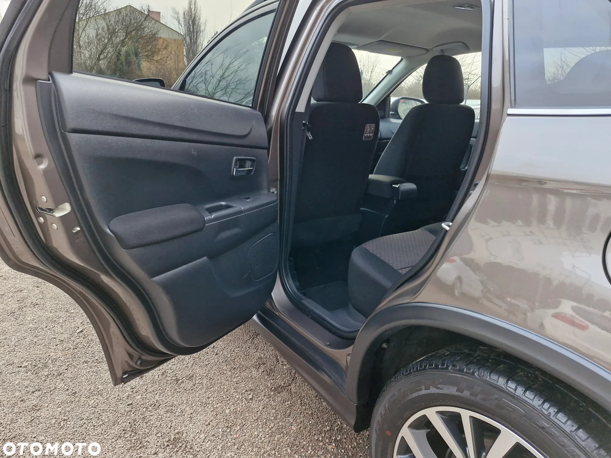 Mitsubishi ASX 1.6 Invite Navi - 12
