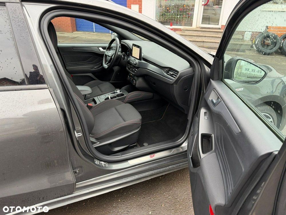 Ford Focus - 22