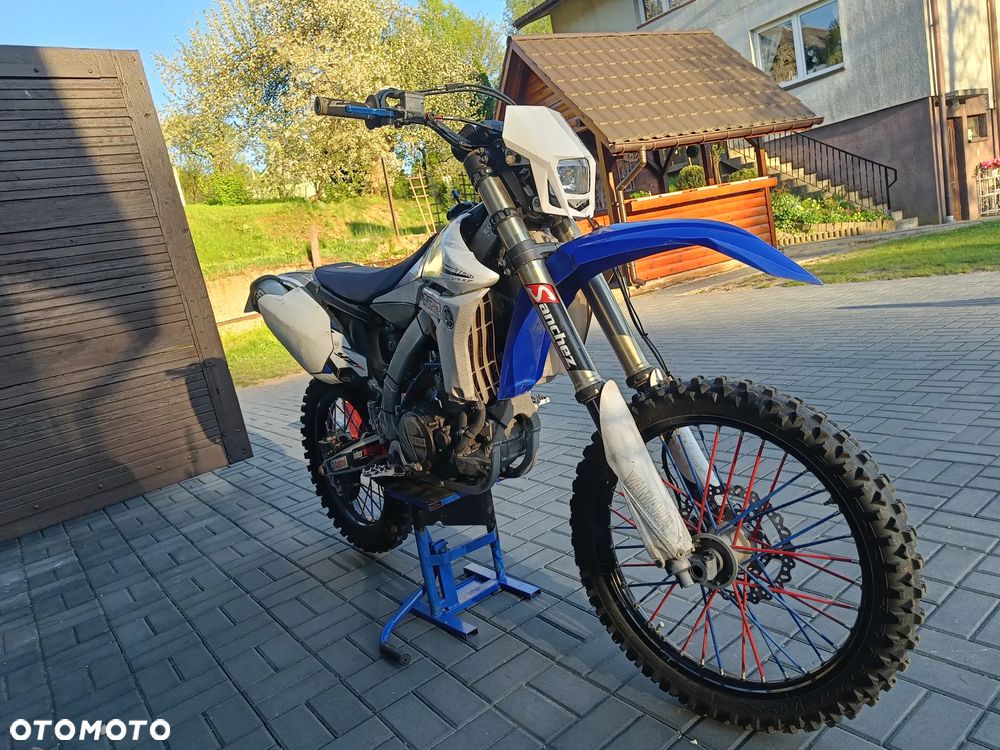 Yamaha YZF