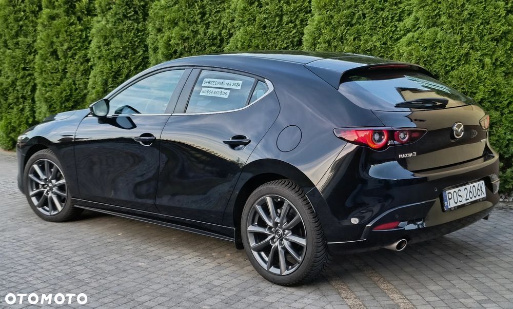 Mazda 3 SKYACTIV-G 2.0 M-Hybrid - 4