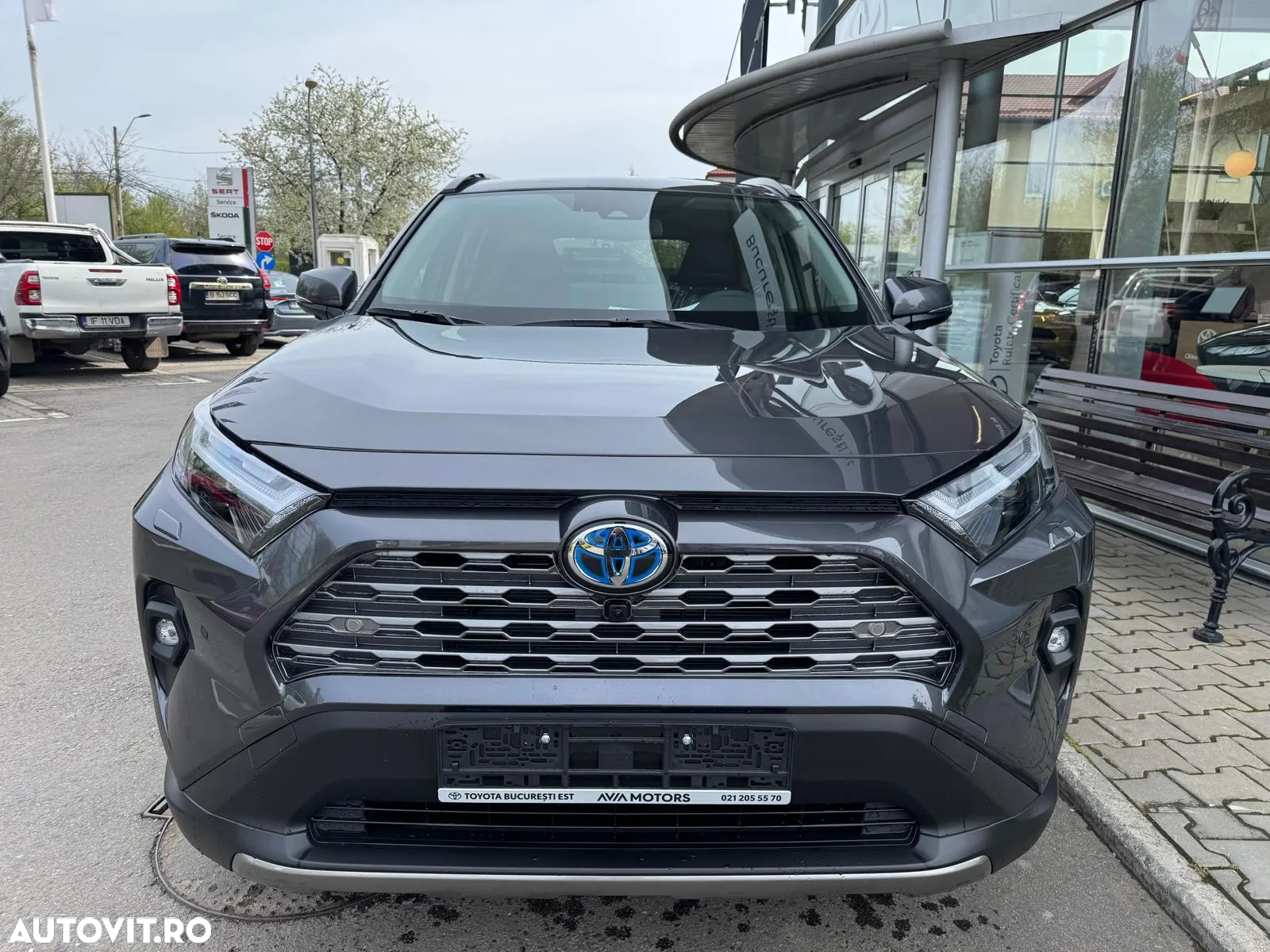 Toyota RAV4 2.5 Hybrid VVT-iE 4x4 Luxury - 8