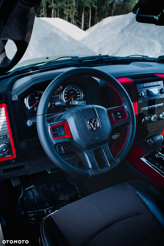 Dodge RAM - 7