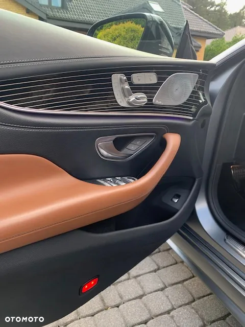 Mercedes-Benz CLS - 11