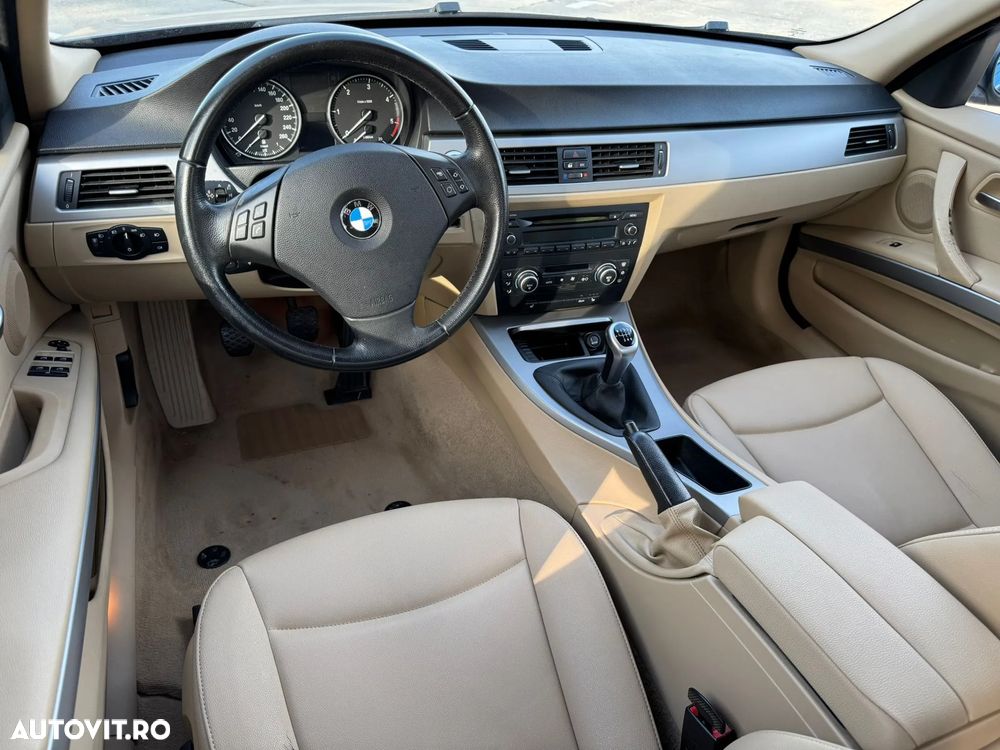 BMW Seria 3 318d - 10