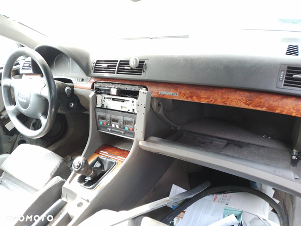AUDI A4 B6 AVANT 00-06 2.5 TDI QUATTRO DEKORY KOMPLET DESKA POPIELNICZKA