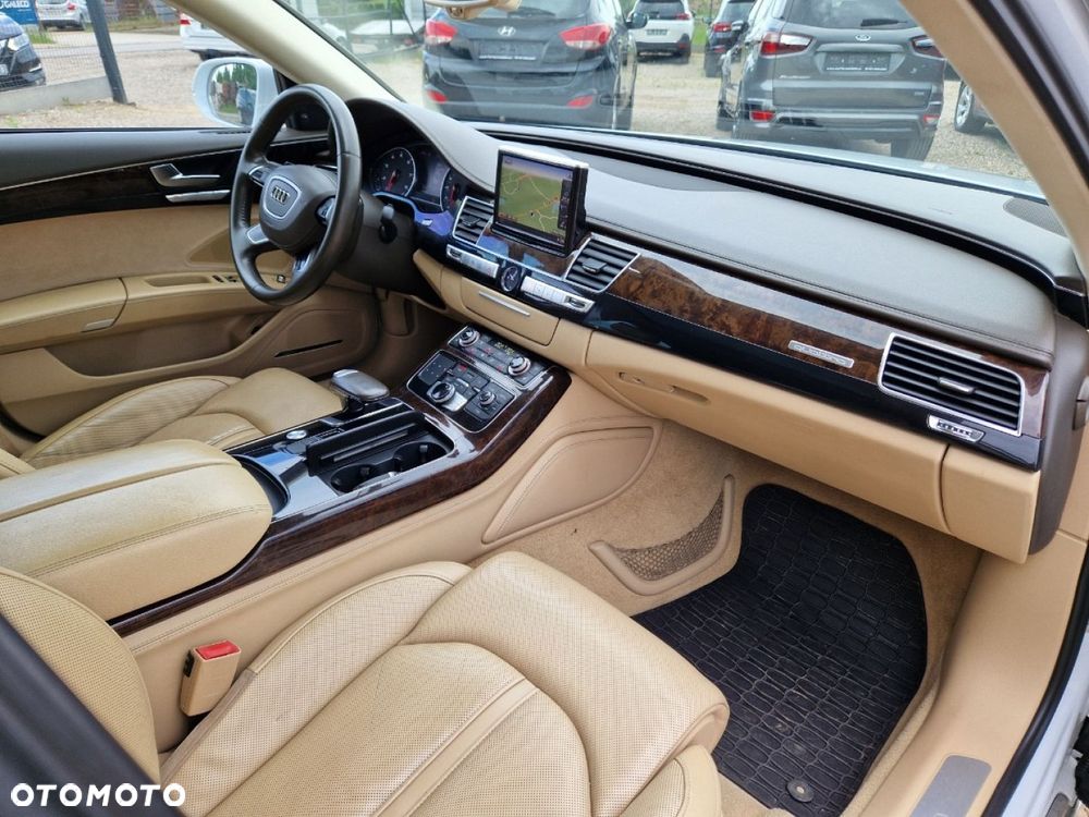Audi A8 - 25
