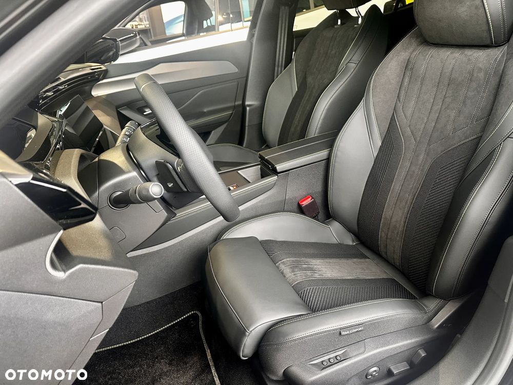 Peugeot 408 1.2 PureTech mHEV GT S&S e-DSC6 - 9