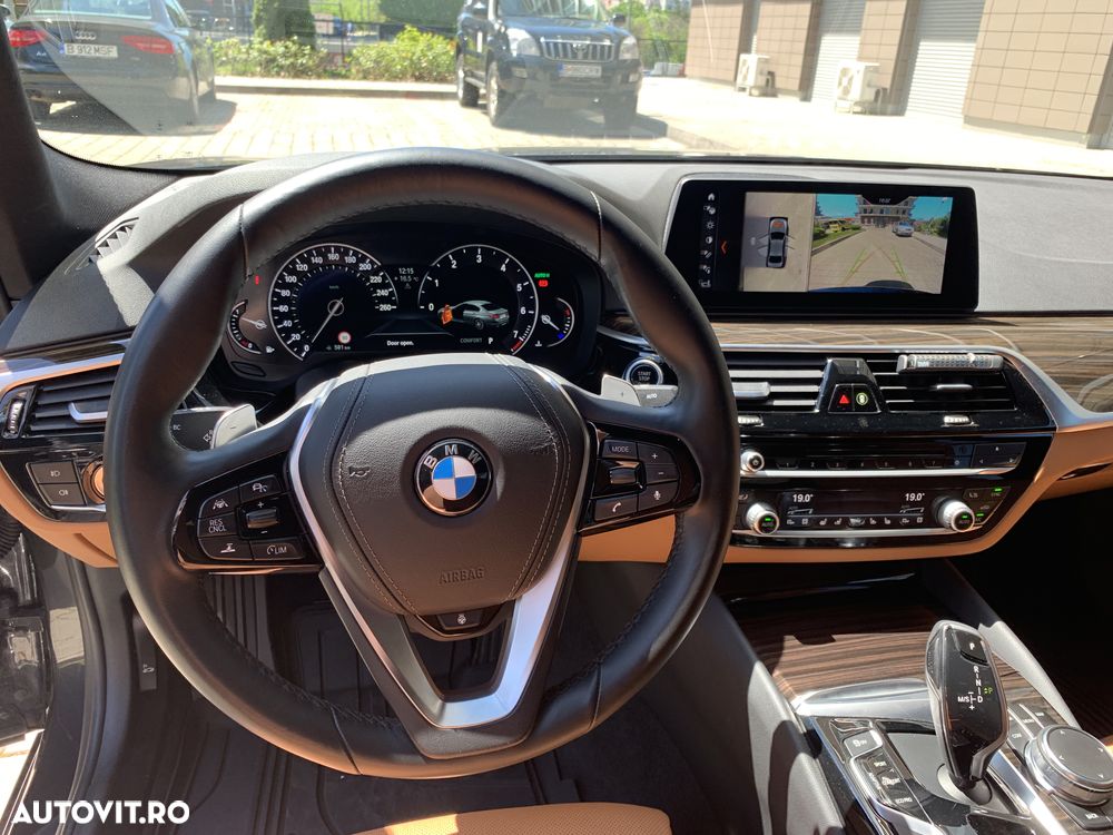 BMW Seria 5 540i xDrive Aut. Sport Line - 2