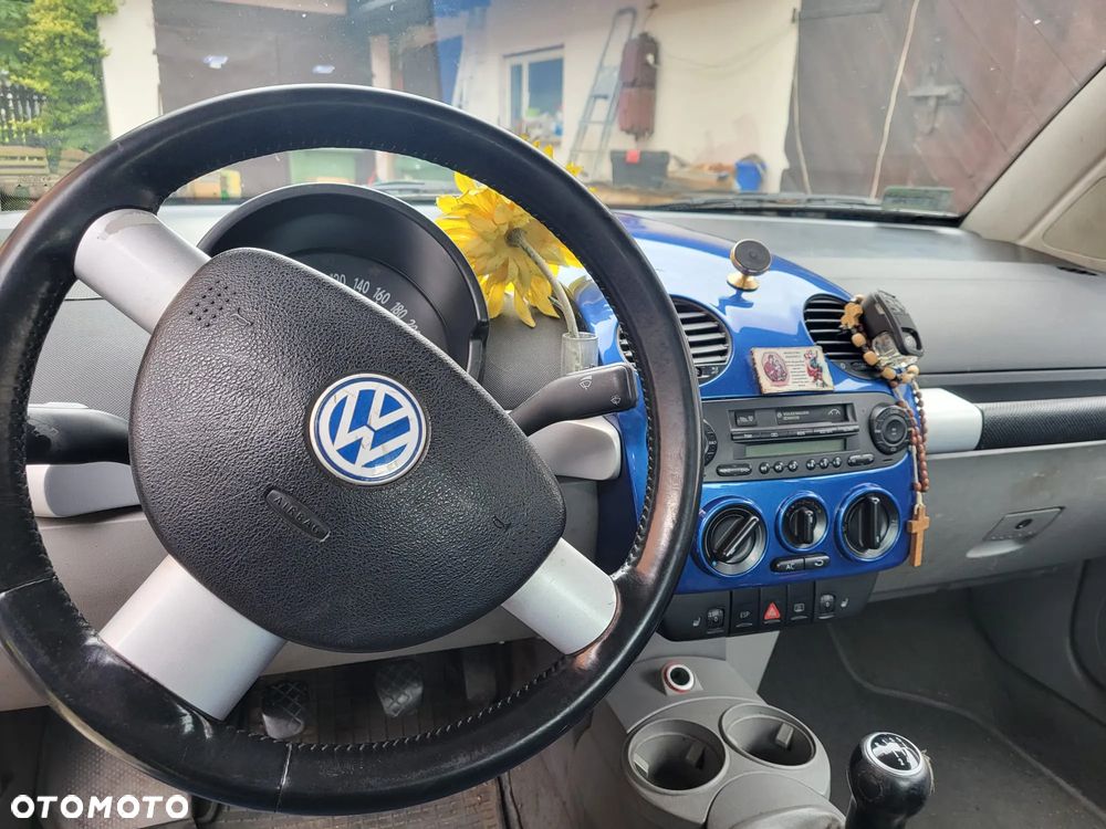 Volkswagen New Beetle - 6