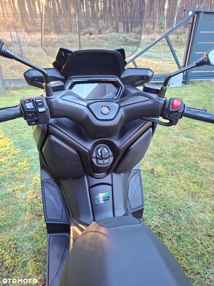 Yamaha X-max - 9