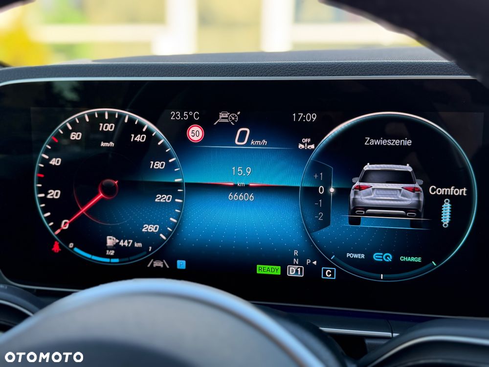 Mercedes-Benz GLE 300 d 4Matic 9G-TRONIC AMG Line - 12