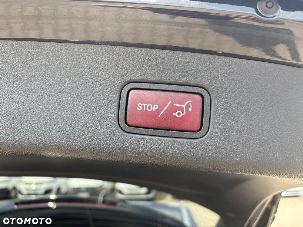 Mercedes-Benz GLC 300 e PHEV 4-Matic Avantgarde - 14