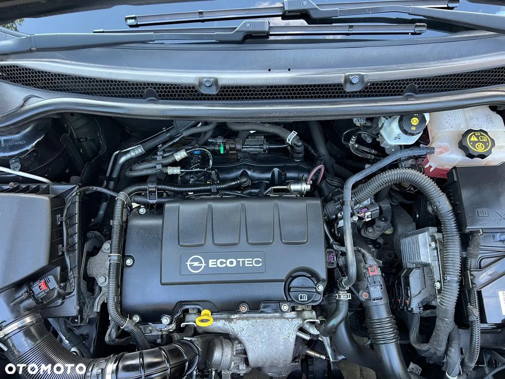 Opel Astra 1.4 Turbo Active - 19