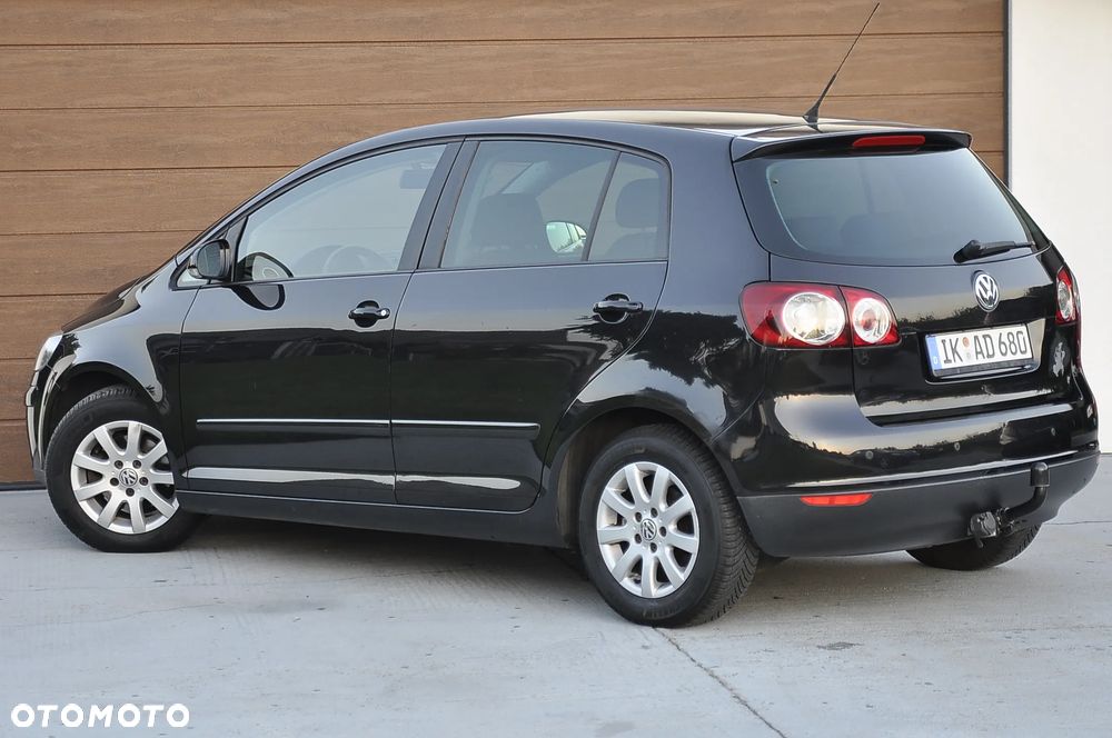 Volkswagen Golf Plus - 22