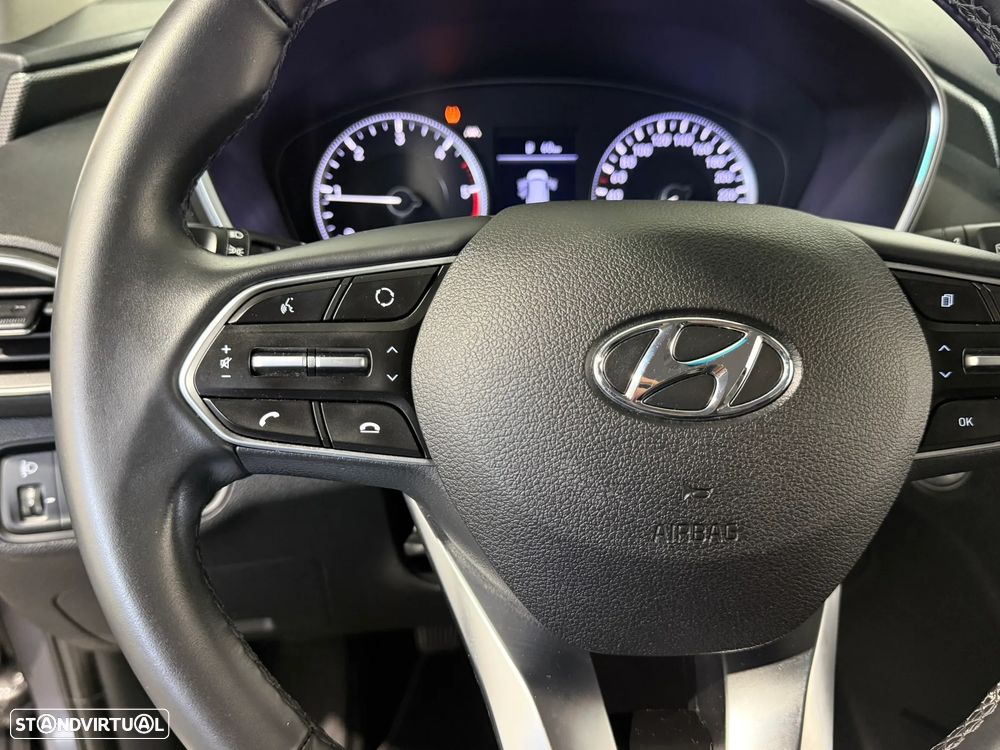 Hyundai Santa Fe 2.0 CRDi Executive - 23