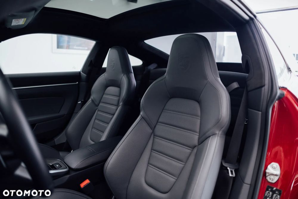 Porsche 911 Turbo S - 18