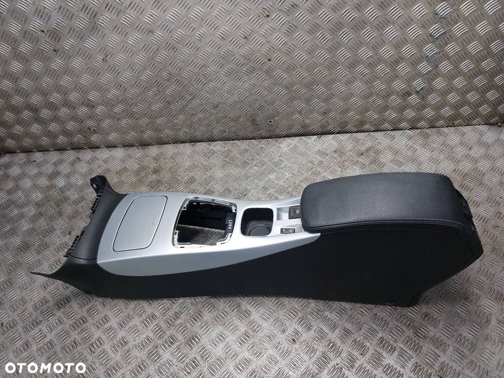 TUNEL ŚRODKOWY PODŁOKIETNIK RENAULT LAGUNA III 969100005R - 2