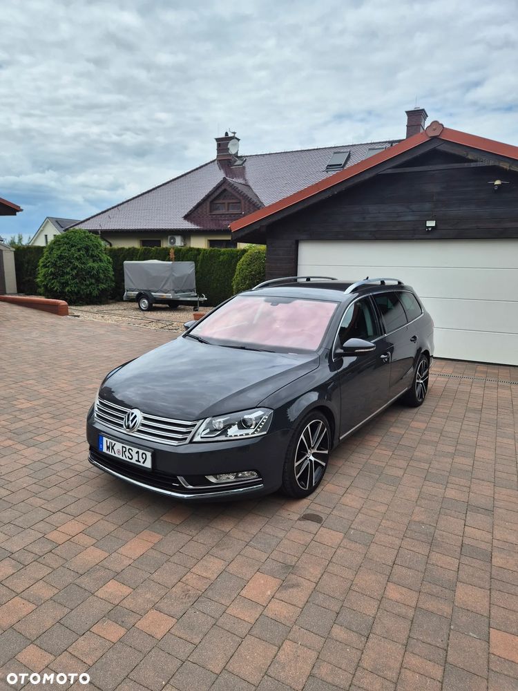 Volkswagen Passat 2.0 TDI 4Motion DSG BlueMotion Tech Highline - 1
